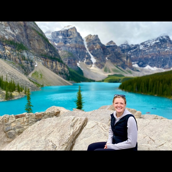 Meet your Posher, Kori - Picture 5 of 5